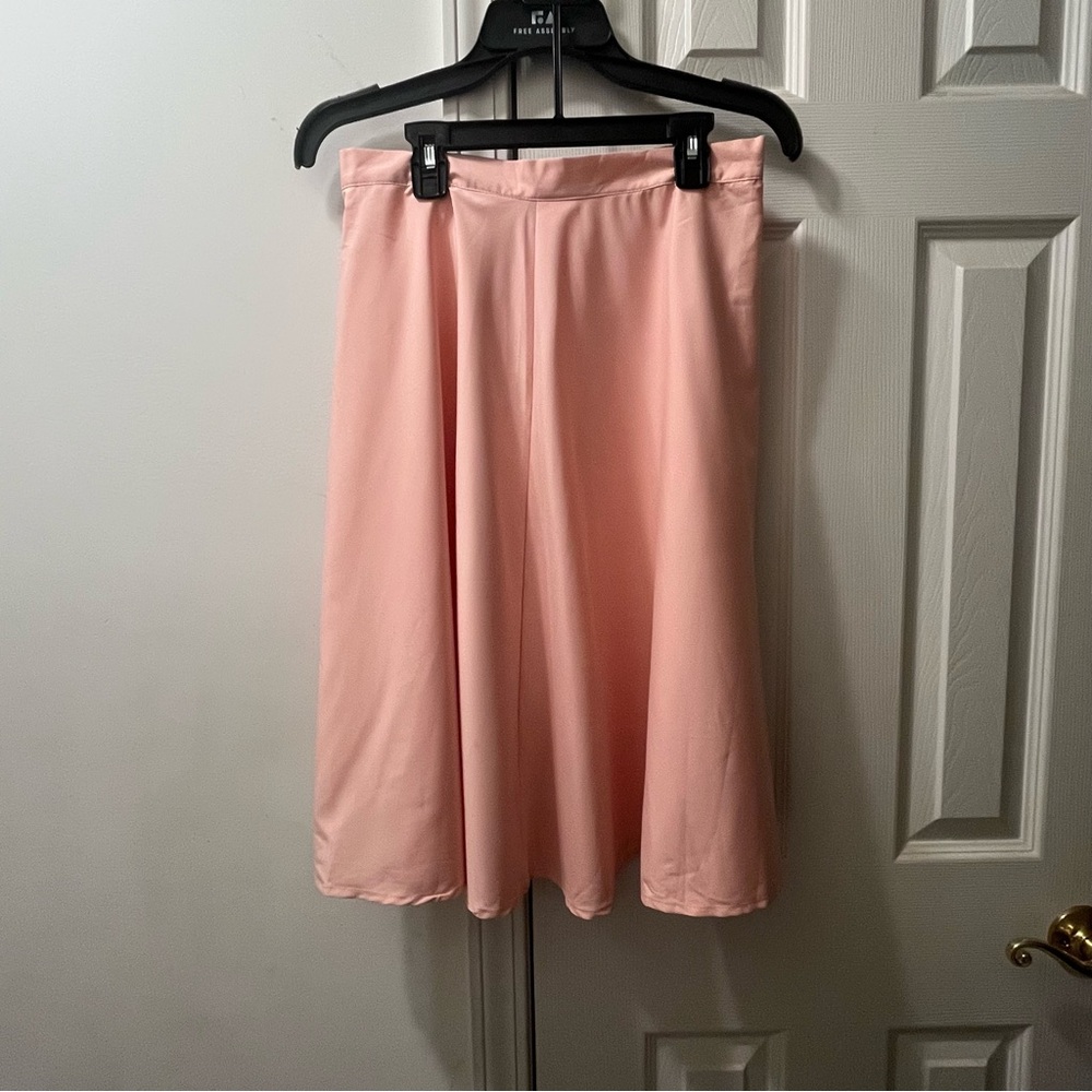 Pink skirt, size L